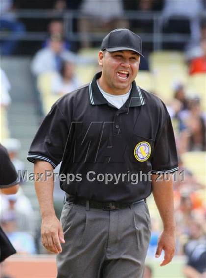 Thumbnail 2 in Chatsworth vs. San Fernando (CIF LACS D1 Final) photogallery.