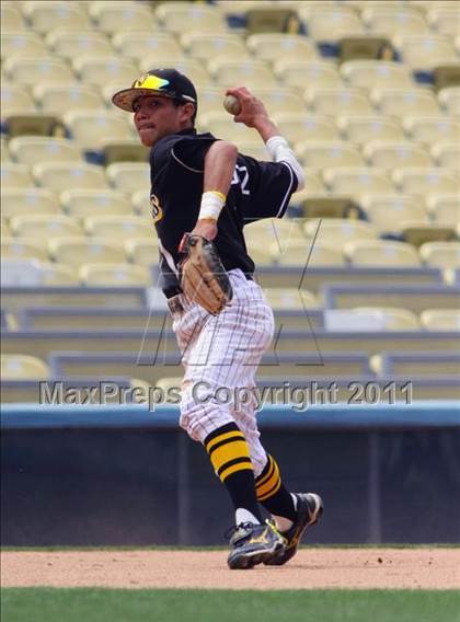 Thumbnail 1 in Chatsworth vs. San Fernando (CIF LACS D1 Final) photogallery.