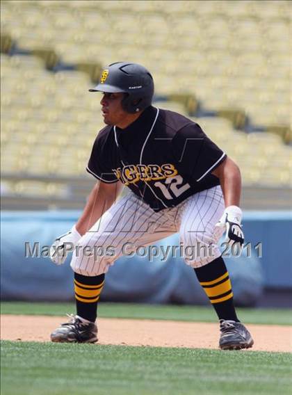 Thumbnail 1 in Chatsworth vs. San Fernando (CIF LACS D1 Final) photogallery.