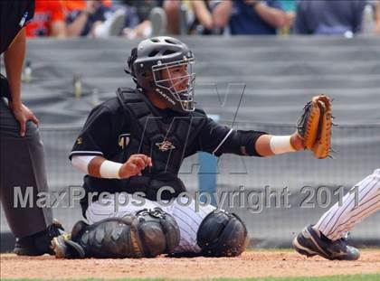Thumbnail 3 in Chatsworth vs. San Fernando (CIF LACS D1 Final) photogallery.