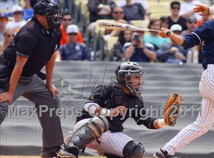 Thumbnail 2 in Chatsworth vs. San Fernando (CIF LACS D1 Final) photogallery.