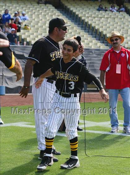 Thumbnail 1 in Chatsworth vs. San Fernando (CIF LACS D1 Final) photogallery.