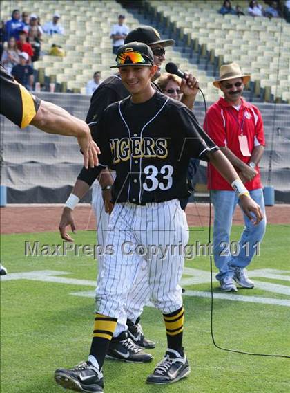 Thumbnail 2 in Chatsworth vs. San Fernando (CIF LACS D1 Final) photogallery.