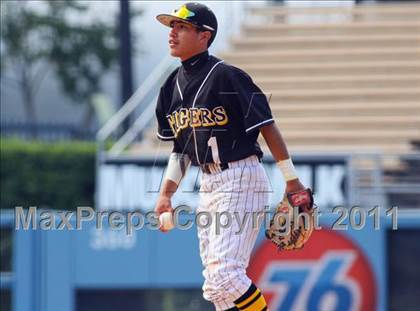 Thumbnail 2 in Chatsworth vs. San Fernando (CIF LACS D1 Final) photogallery.