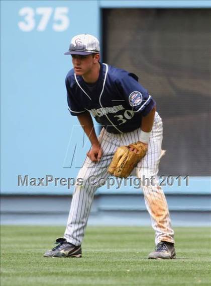 Thumbnail 3 in Chatsworth vs. San Fernando (CIF LACS D1 Final) photogallery.