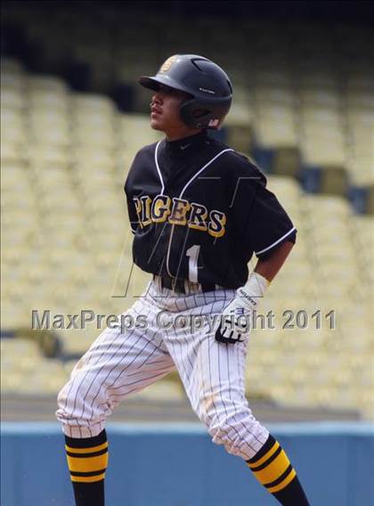 Thumbnail 3 in Chatsworth vs. San Fernando (CIF LACS D1 Final) photogallery.
