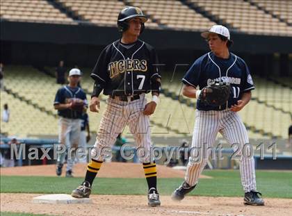 Thumbnail 3 in Chatsworth vs. San Fernando (CIF LACS D1 Final) photogallery.