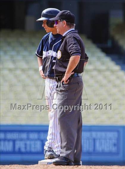 Thumbnail 3 in Chatsworth vs. San Fernando (CIF LACS D1 Final) photogallery.