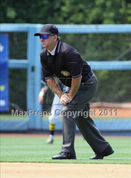 Thumbnail 1 in Chatsworth vs. San Fernando (CIF LACS D1 Final) photogallery.