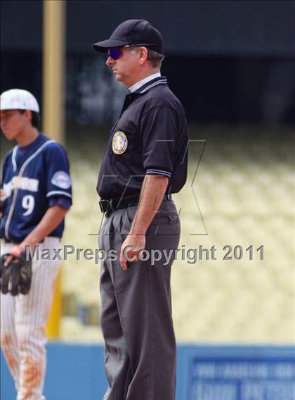 Thumbnail 1 in Chatsworth vs. San Fernando (CIF LACS D1 Final) photogallery.