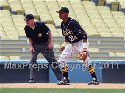 Thumbnail 2 in Chatsworth vs. San Fernando (CIF LACS D1 Final) photogallery.