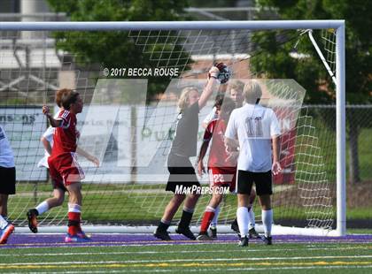 Thumbnail 3 in Charlotte Catholic vs. Ardrey Kell photogallery.