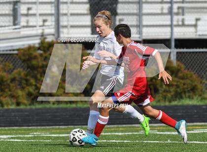 Thumbnail 3 in Charlotte Catholic vs. Ardrey Kell photogallery.