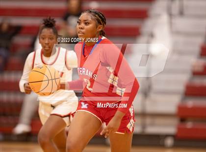 Thumbnail 2 in Veterans vs Baldwin (Hardwood Invitational) photogallery.