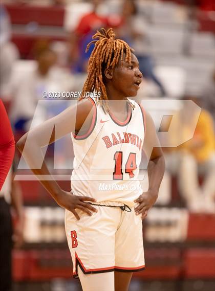 Thumbnail 1 in Veterans vs Baldwin (Hardwood Invitational) photogallery.