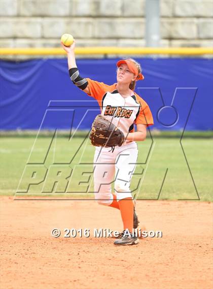 Thumbnail 1 in Red Bank vs East Ridge photogallery.