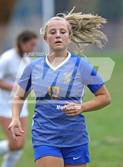 Thumbnail 3 in Stonington @ Bacon Academy photogallery.