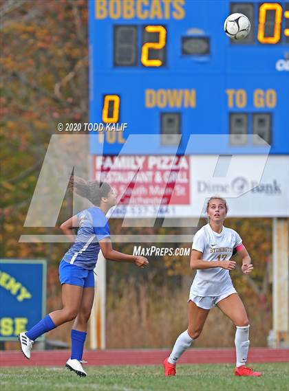 Thumbnail 3 in Stonington @ Bacon Academy photogallery.
