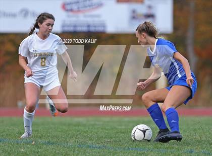 Thumbnail 2 in Stonington @ Bacon Academy photogallery.