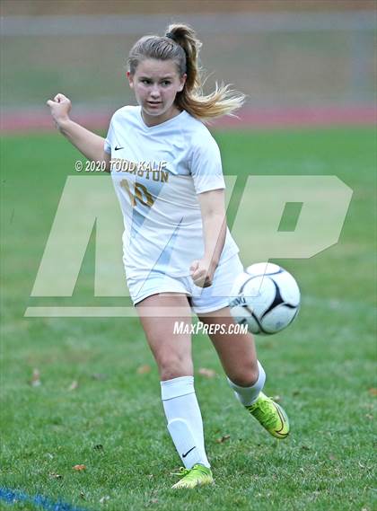 Thumbnail 2 in Stonington @ Bacon Academy photogallery.