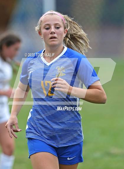 Thumbnail 2 in Stonington @ Bacon Academy photogallery.