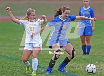 Thumbnail 2 in Stonington @ Bacon Academy photogallery.