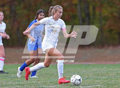 Thumbnail 3 in Stonington @ Bacon Academy photogallery.