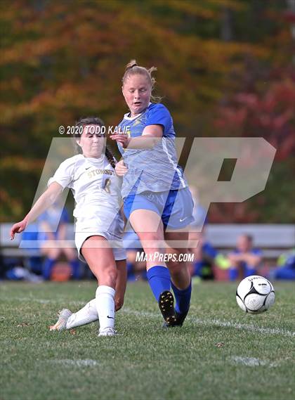 Thumbnail 2 in Stonington @ Bacon Academy photogallery.