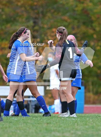 Thumbnail 2 in Stonington @ Bacon Academy photogallery.