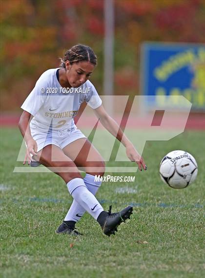 Thumbnail 2 in Stonington @ Bacon Academy photogallery.