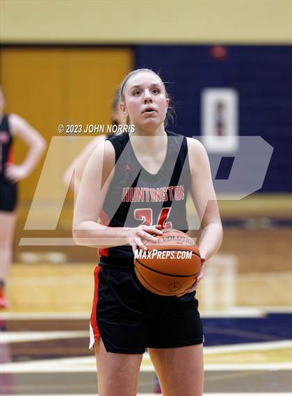 Thumbnail 3 in Huntington North @ Norwell photogallery.