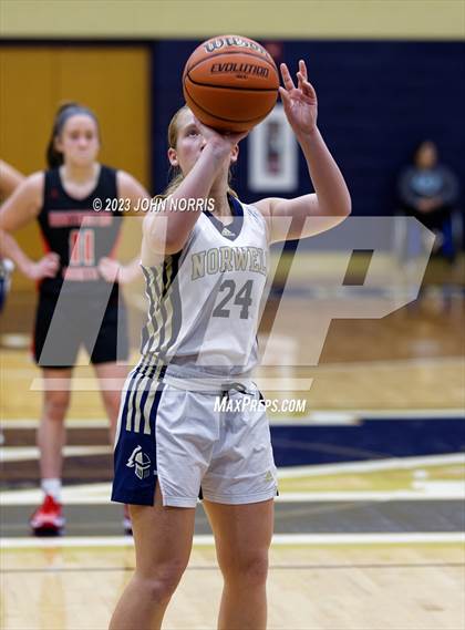 Thumbnail 1 in Huntington North @ Norwell photogallery.