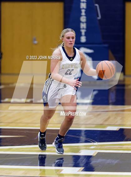 Thumbnail 1 in Huntington North @ Norwell photogallery.