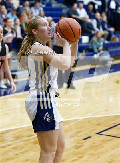 Thumbnail 2 in Huntington North @ Norwell photogallery.