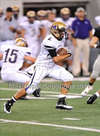 Thumbnail 1 in Martin vs. Midland (5A Division 1 Region 1 bi-district) photogallery.