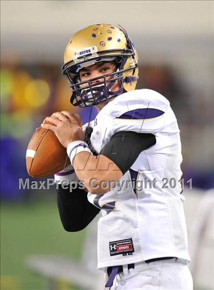 Thumbnail 2 in Martin vs. Midland (5A Division 1 Region 1 bi-district) photogallery.