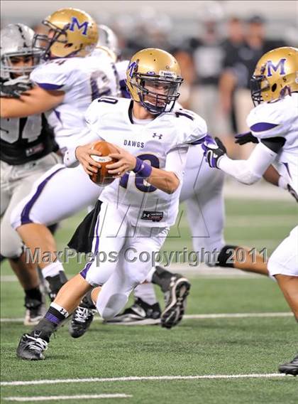 Thumbnail 2 in Martin vs. Midland (5A Division 1 Region 1 bi-district) photogallery.