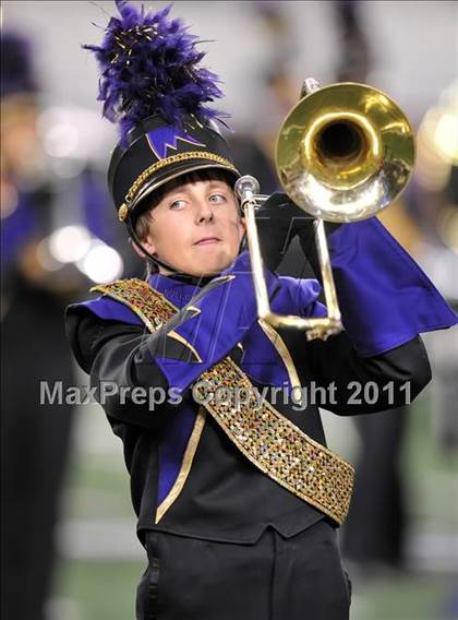 Thumbnail 2 in Martin vs. Midland (5A Division 1 Region 1 bi-district) photogallery.