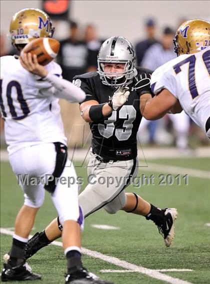 Thumbnail 2 in Martin vs. Midland (5A Division 1 Region 1 bi-district) photogallery.