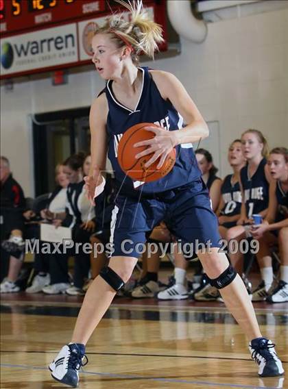 Thumbnail 2 in Dakota Ridge vs Rock Springs (2009 McDonald Classic) photogallery.