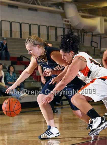 Thumbnail 3 in Dakota Ridge vs Rock Springs (2009 McDonald Classic) photogallery.