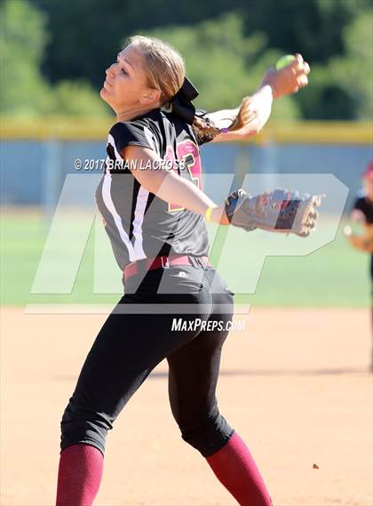 Thumbnail 2 in West Nassau vs Gulliver Prep (Kissimmee Klassic) photogallery.
