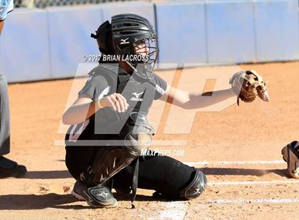 Thumbnail 2 in West Nassau vs Gulliver Prep (Kissimmee Klassic) photogallery.