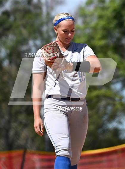 Thumbnail 2 in Woodbridge vs. Santa Margarita (Alan Dugard Classic) photogallery.