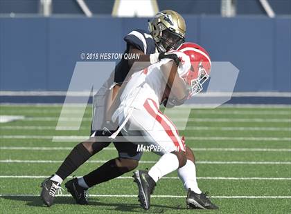 Thumbnail 3 in JV: Mater Dei @ St. John Bosco photogallery.