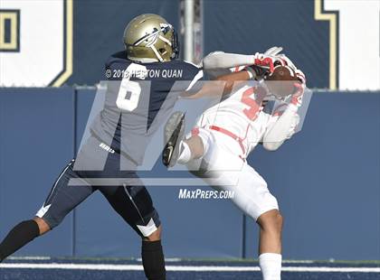 Thumbnail 3 in JV: Mater Dei @ St. John Bosco photogallery.