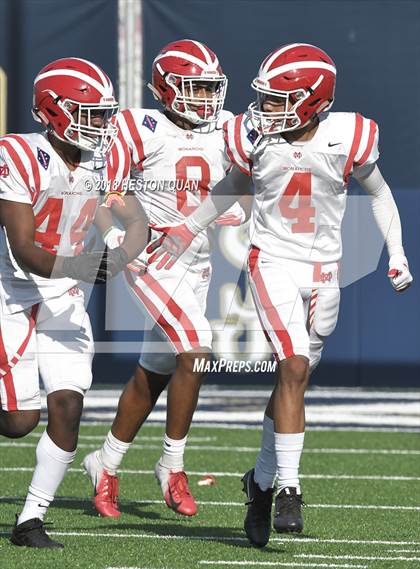 Thumbnail 1 in JV: Mater Dei @ St. John Bosco photogallery.