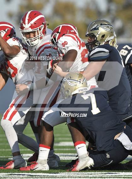 Thumbnail 3 in JV: Mater Dei @ St. John Bosco photogallery.