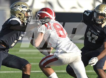 Thumbnail 3 in JV: Mater Dei @ St. John Bosco photogallery.