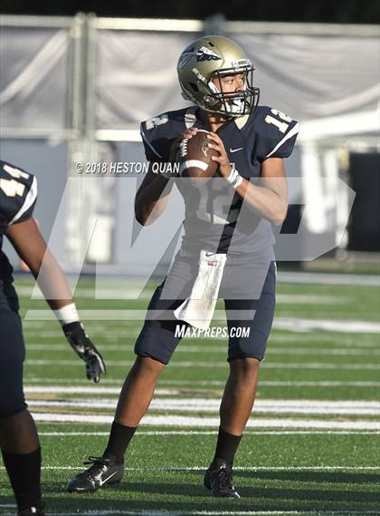 Thumbnail 3 in JV: Mater Dei @ St. John Bosco photogallery.